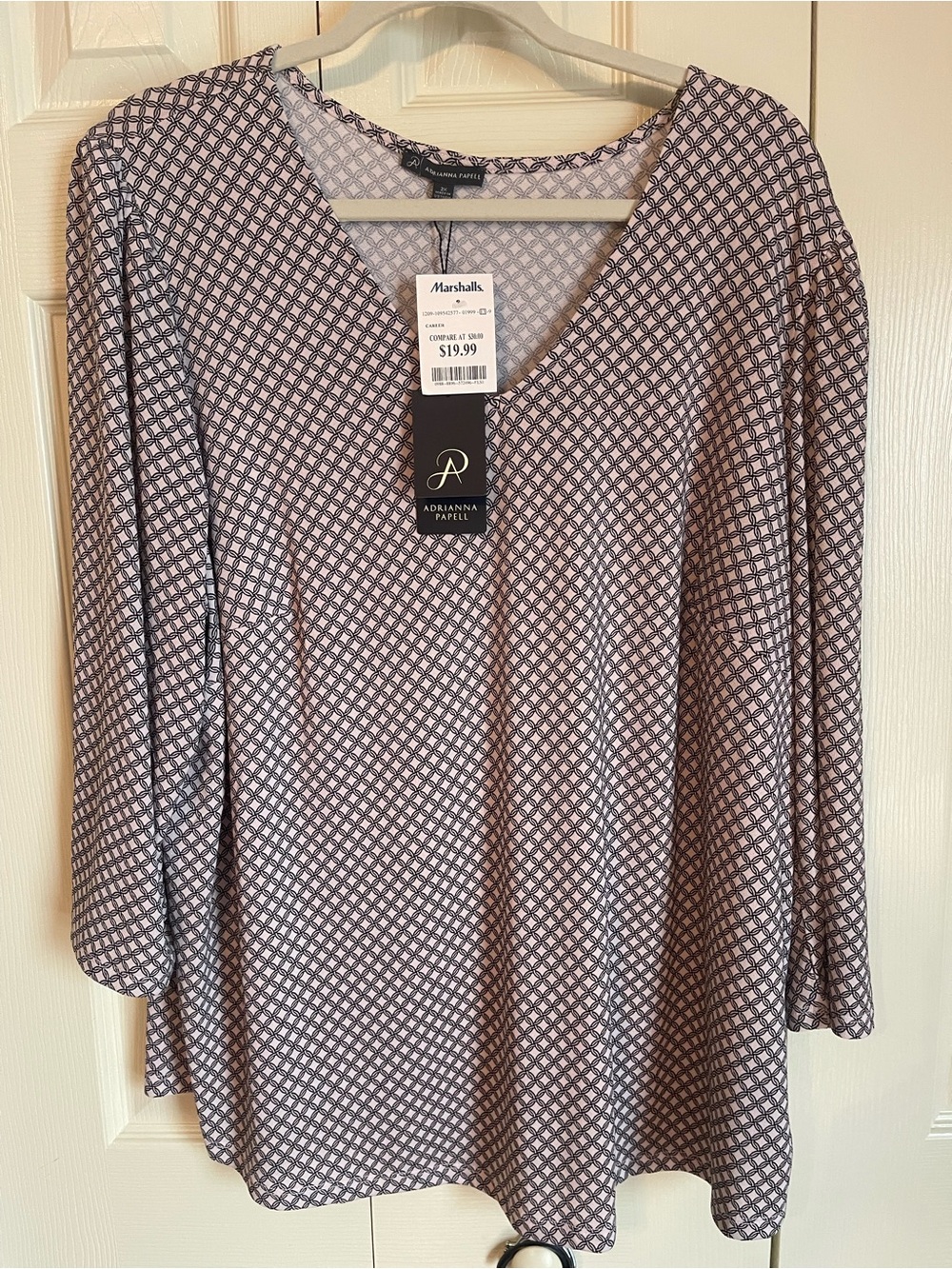 Adrianna Papell Pink & Black Geometric V-Neck Tunic